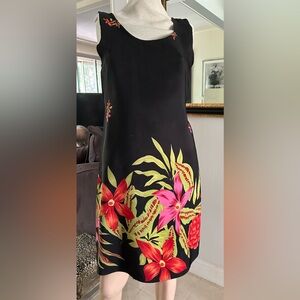 Looking Good black flowered print dress, size S